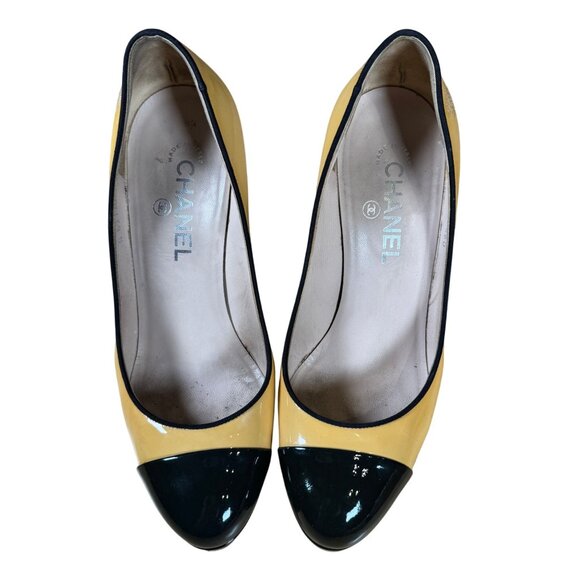 Chanel CC Patent Leather Cap Toe Multicolor Metal Heel Pumps Size 38.5 - Picture 4 of 13